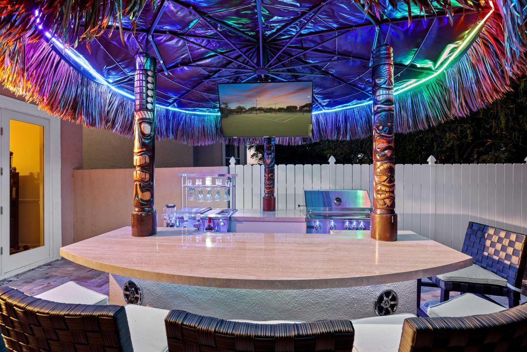 合同活跃: $645,000 (4 贝兹, 3 浴室, 2779 平方英尺)