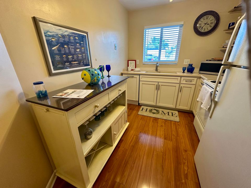 Activo con contrato: $248,000 (2 camas, 2 baños, 886 Pies cuadrados)