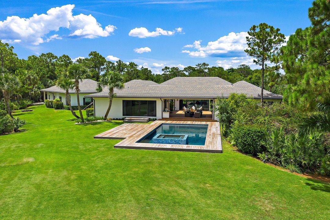 Active With Contract: $5,600,000 (4 beds, 4 baths, 5468 Square Feet)