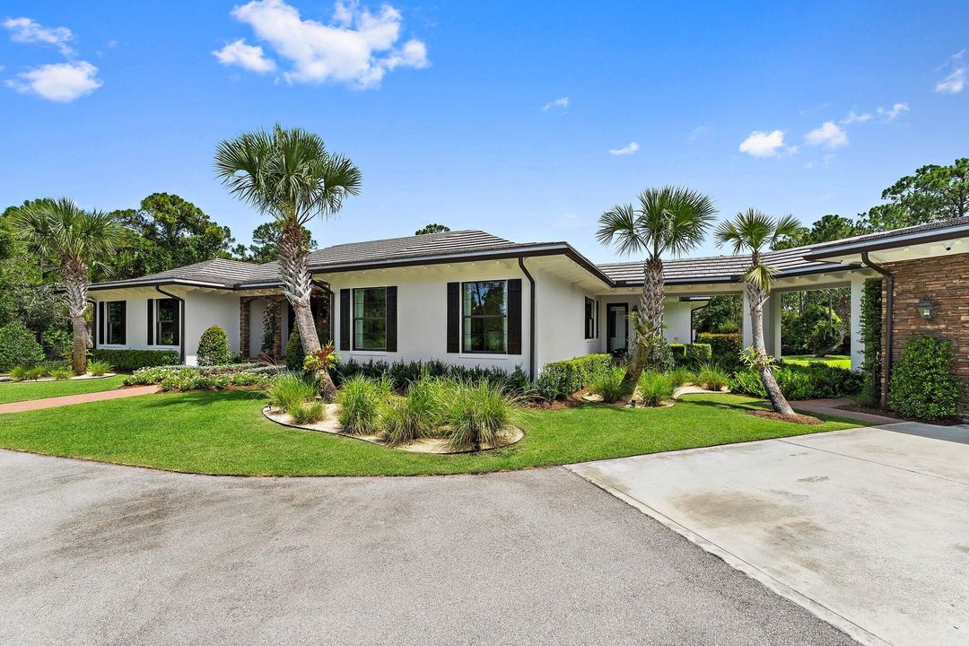 Active With Contract: $5,600,000 (4 beds, 4 baths, 5468 Square Feet)