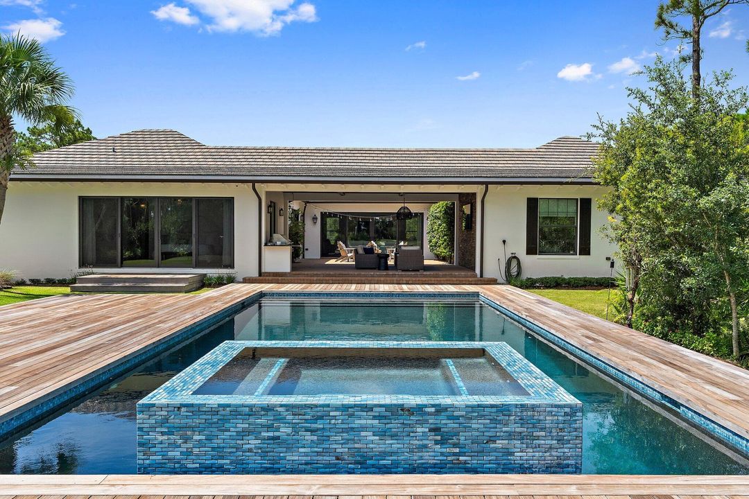 Active With Contract: $5,600,000 (4 beds, 4 baths, 5468 Square Feet)