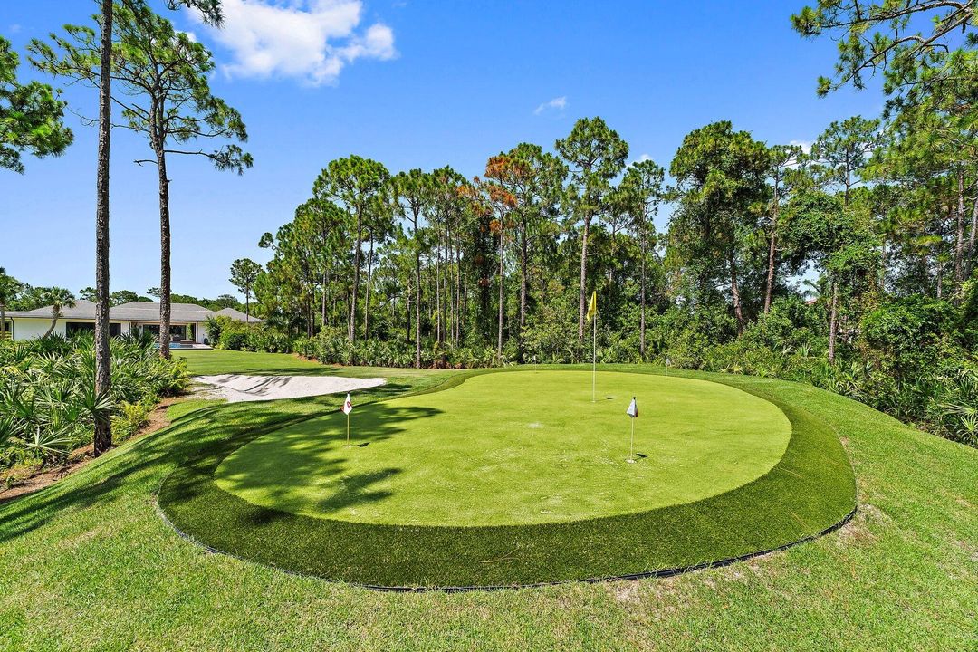 Active With Contract: $5,600,000 (4 beds, 4 baths, 5468 Square Feet)