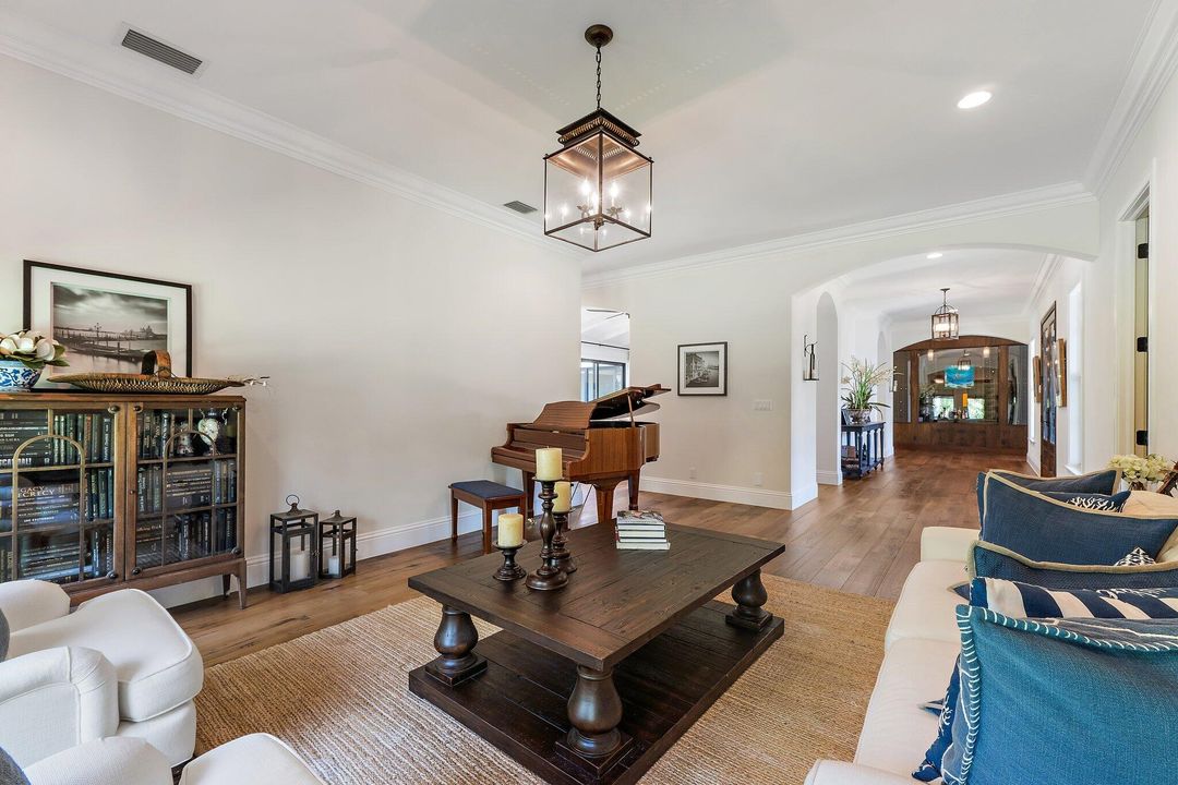 Active With Contract: $5,600,000 (4 beds, 4 baths, 5468 Square Feet)