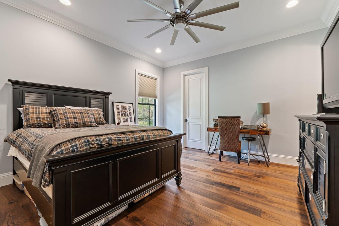 Active With Contract: $5,600,000 (4 beds, 4 baths, 5468 Square Feet)