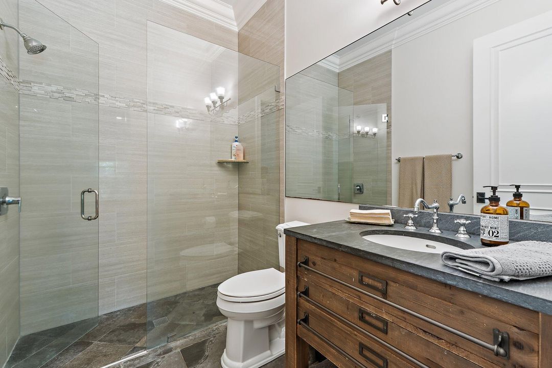 Active With Contract: $5,600,000 (4 beds, 4 baths, 5468 Square Feet)