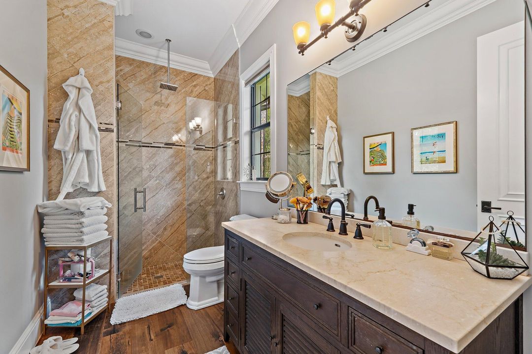 Active With Contract: $5,600,000 (4 beds, 4 baths, 5468 Square Feet)