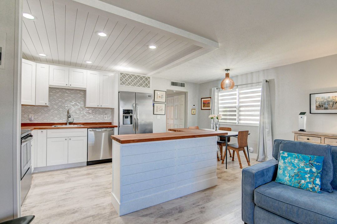 待售: $79,000 (1 贝兹, 1 浴室, 720 平方英尺)