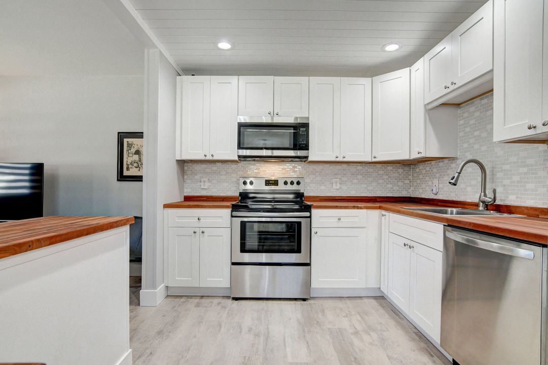 待售: $79,000 (1 贝兹, 1 浴室, 720 平方英尺)