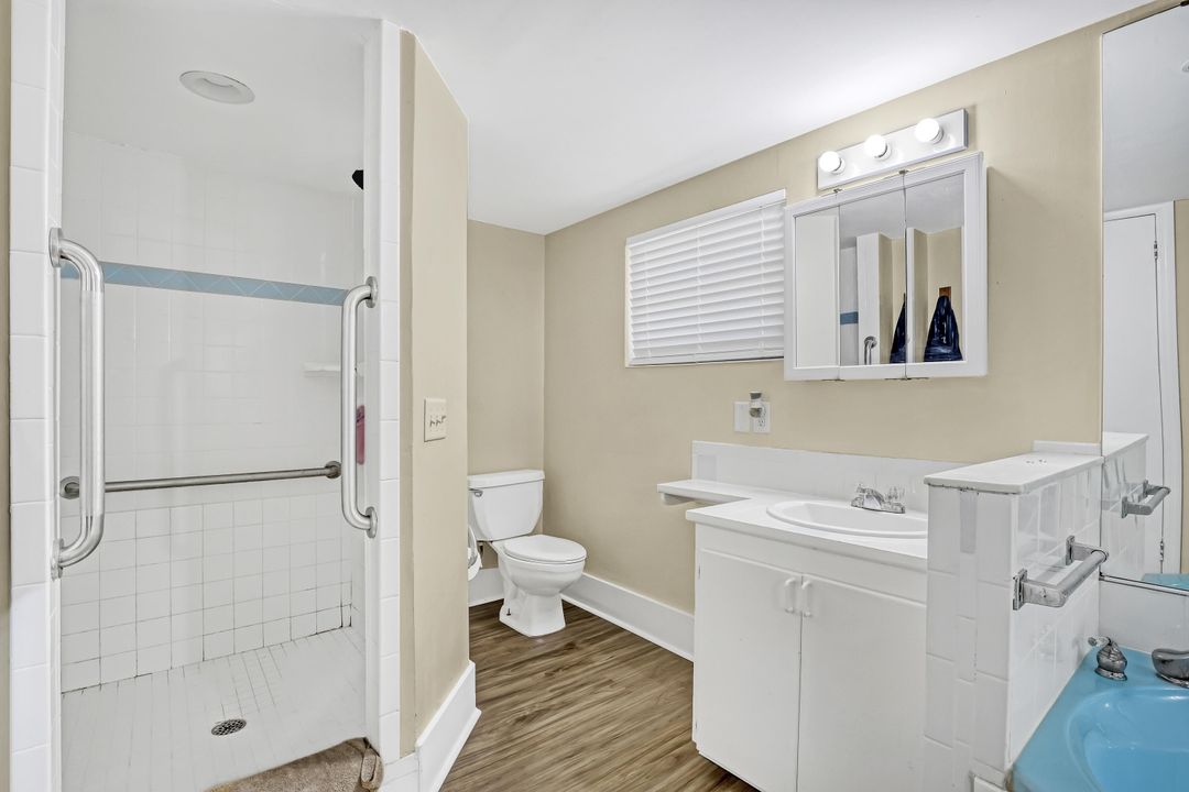 Activo con contrato: $799,000 (4 camas, 3 baños, 1880 Pies cuadrados)