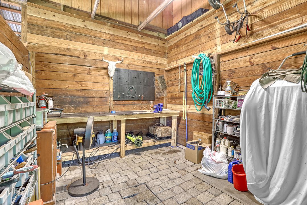 Activo con contrato: $799,000 (4 camas, 3 baños, 1880 Pies cuadrados)