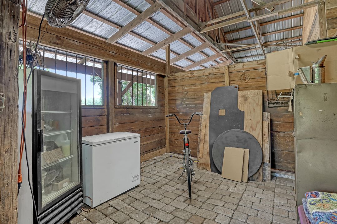 Activo con contrato: $799,000 (4 camas, 3 baños, 1880 Pies cuadrados)