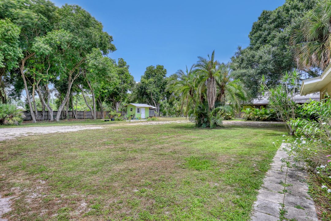 Activo con contrato: $799,000 (4 camas, 3 baños, 1880 Pies cuadrados)