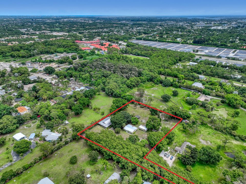 Activo con contrato: $799,000 (4 camas, 3 baños, 1880 Pies cuadrados)