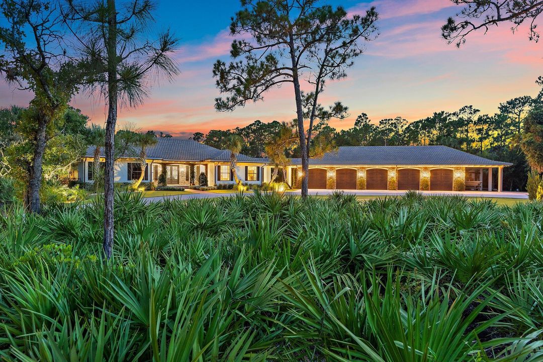 Active With Contract: $5,600,000 (4 beds, 4 baths, 5468 Square Feet)