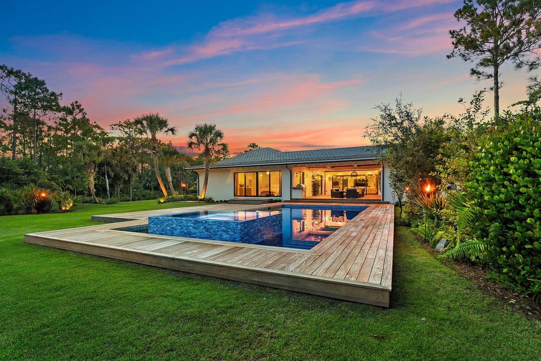 Active With Contract: $5,600,000 (4 beds, 4 baths, 5468 Square Feet)