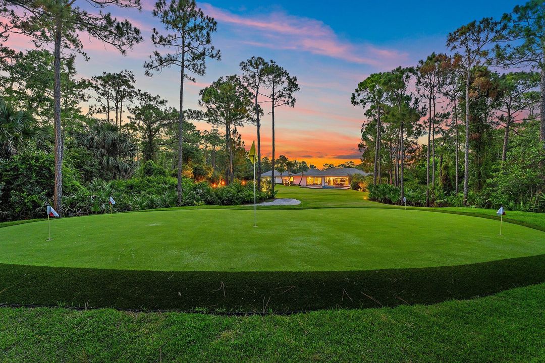 Active With Contract: $5,600,000 (4 beds, 4 baths, 5468 Square Feet)