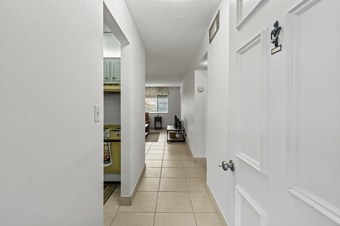 Activo con contrato: $45,000 (1 camas, 1 baños, 744 Pies cuadrados)