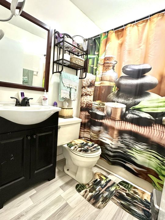 En Venta: $620,000 (4 camas, 2 baños, 3370 Pies cuadrados)