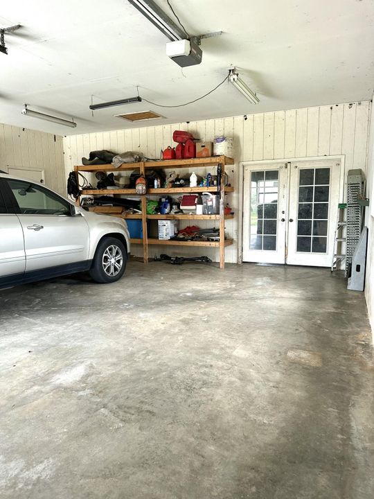 En Venta: $620,000 (4 camas, 2 baños, 3370 Pies cuadrados)