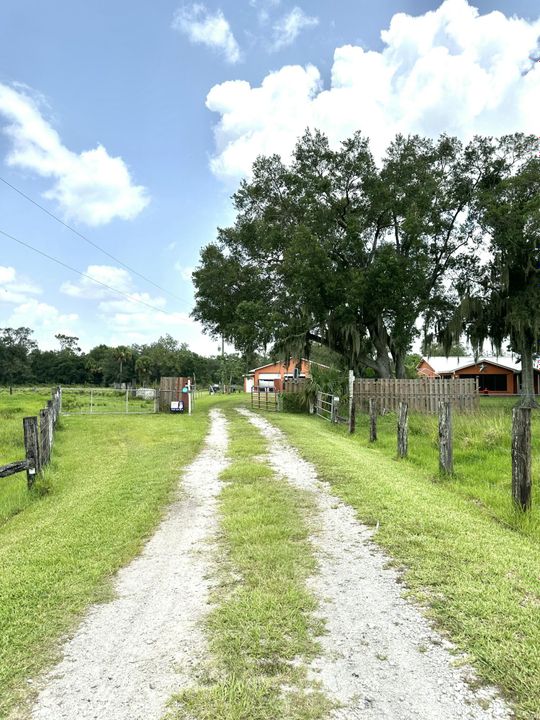 En Venta: $620,000 (4 camas, 2 baños, 3370 Pies cuadrados)