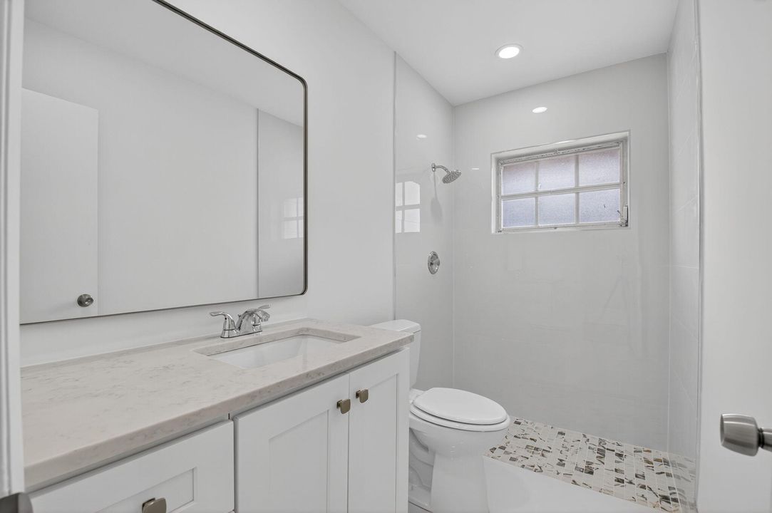 Activo con contrato: $789,999 (2 camas, 2 baños, 1331 Pies cuadrados)