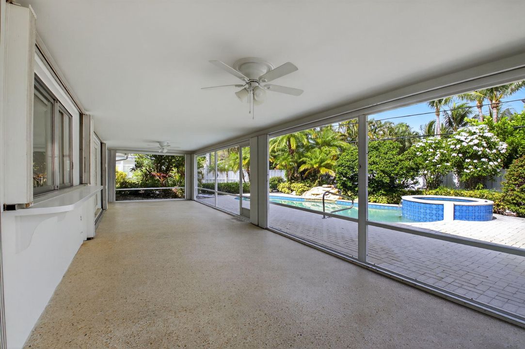 Activo con contrato: $789,999 (2 camas, 2 baños, 1331 Pies cuadrados)