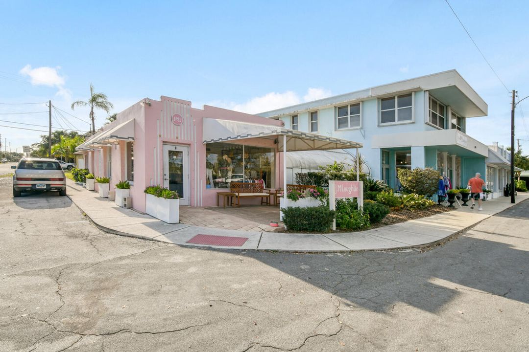 На продажу: $1,829,000 (4 спален, 2 ванн, 1929 Квадратных фут)