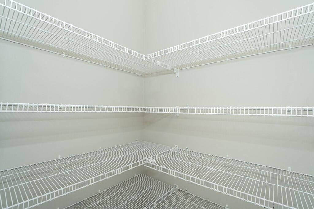 合同活跃: $2,699 (3 贝兹, 2 浴室, 1475 平方英尺)