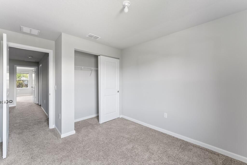 合同活跃: $2,699 (3 贝兹, 2 浴室, 1475 平方英尺)