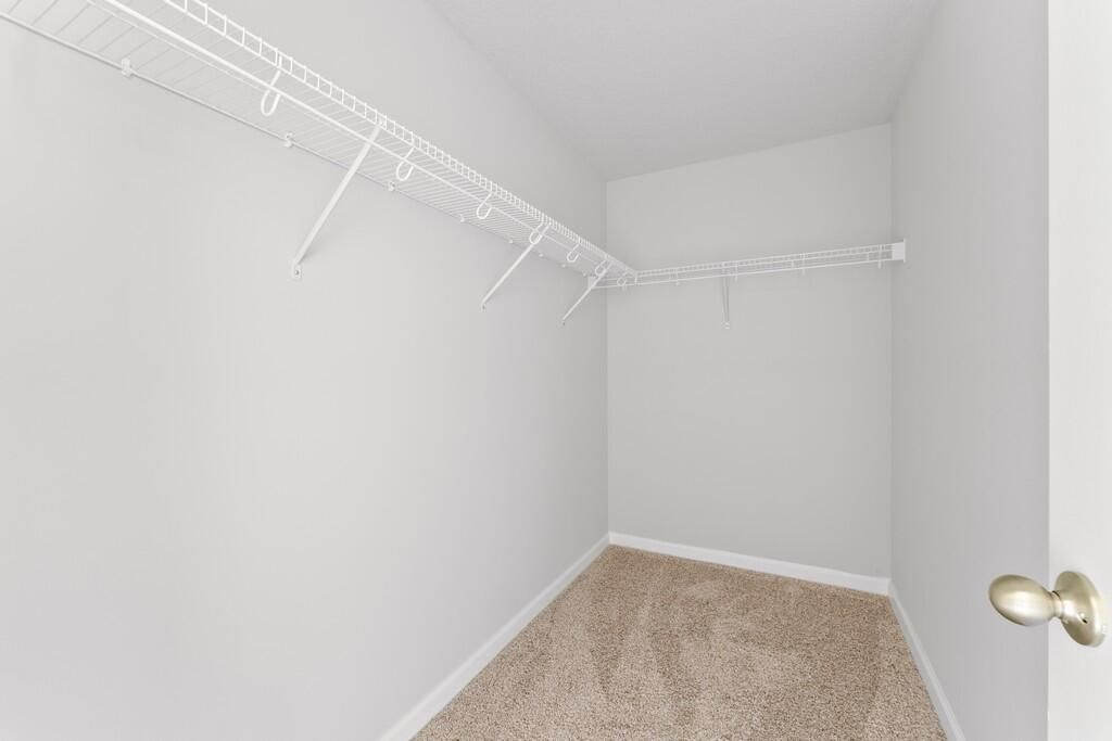 合同活跃: $2,699 (3 贝兹, 2 浴室, 1475 平方英尺)