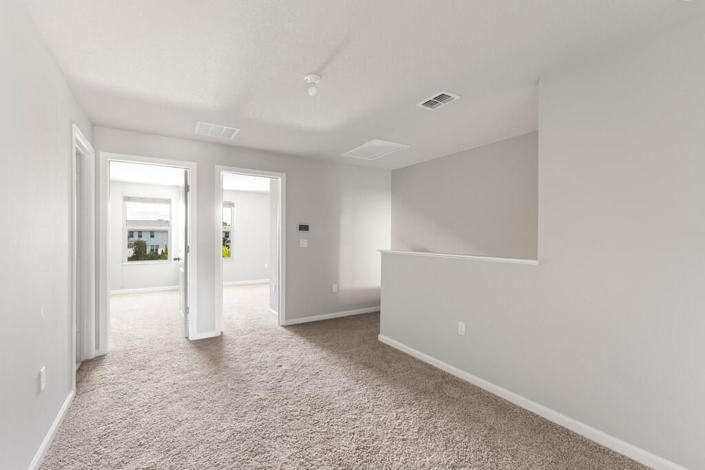 合同活跃: $2,699 (3 贝兹, 2 浴室, 1475 平方英尺)