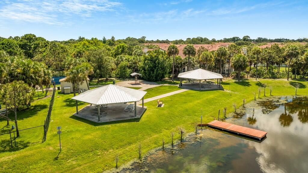 合同活跃: $2,699 (3 贝兹, 2 浴室, 1475 平方英尺)