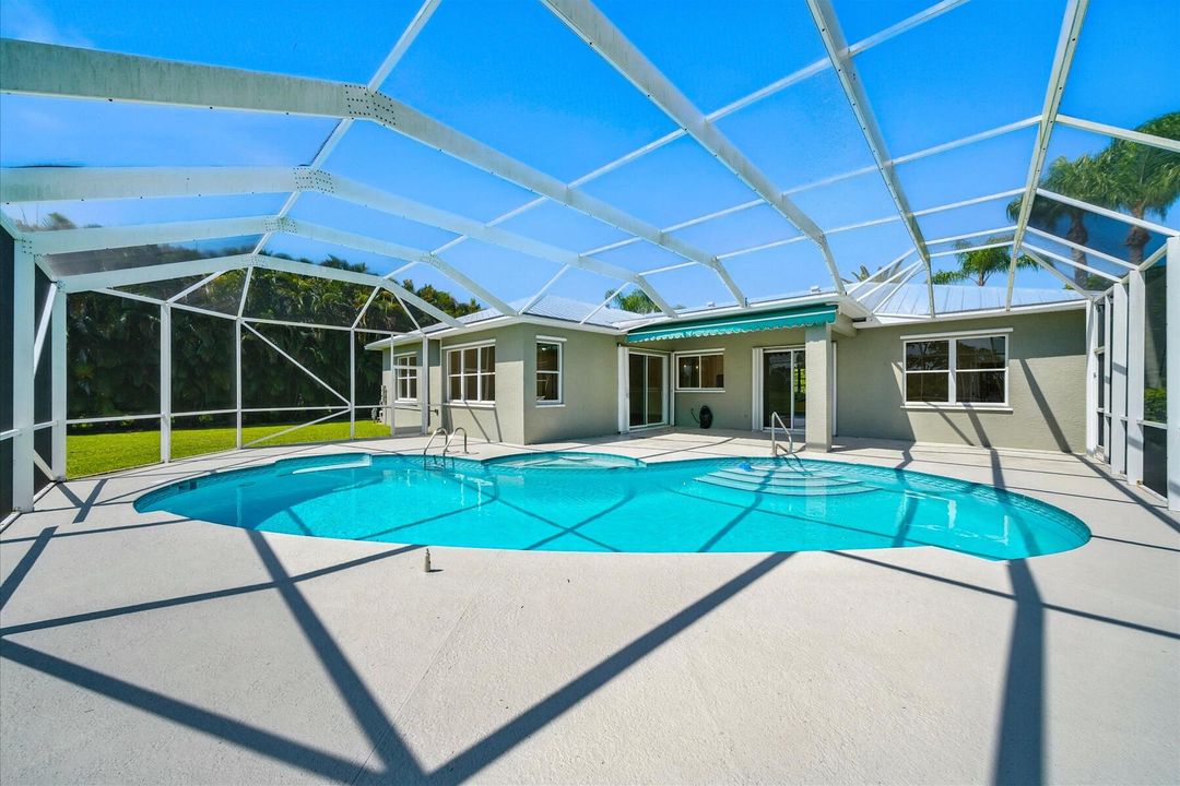 For Sale: $774,000 (3 beds, 2 baths, 2184 Square Feet)