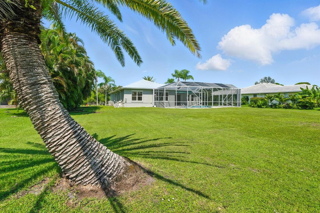 For Sale: $774,000 (3 beds, 2 baths, 2184 Square Feet)