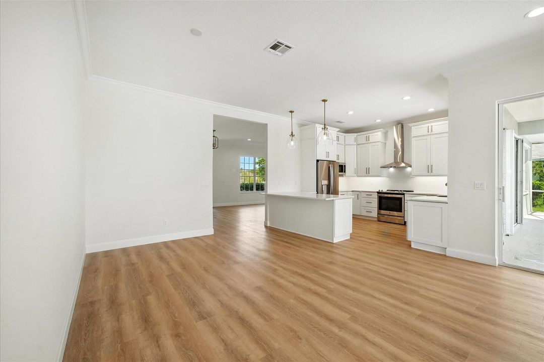 For Sale: $774,000 (3 beds, 2 baths, 2184 Square Feet)