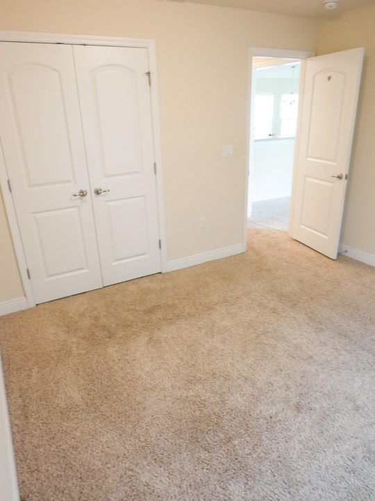 Active With Contract: $299,000 (3 beds, 2 baths, 1584 Square Feet)