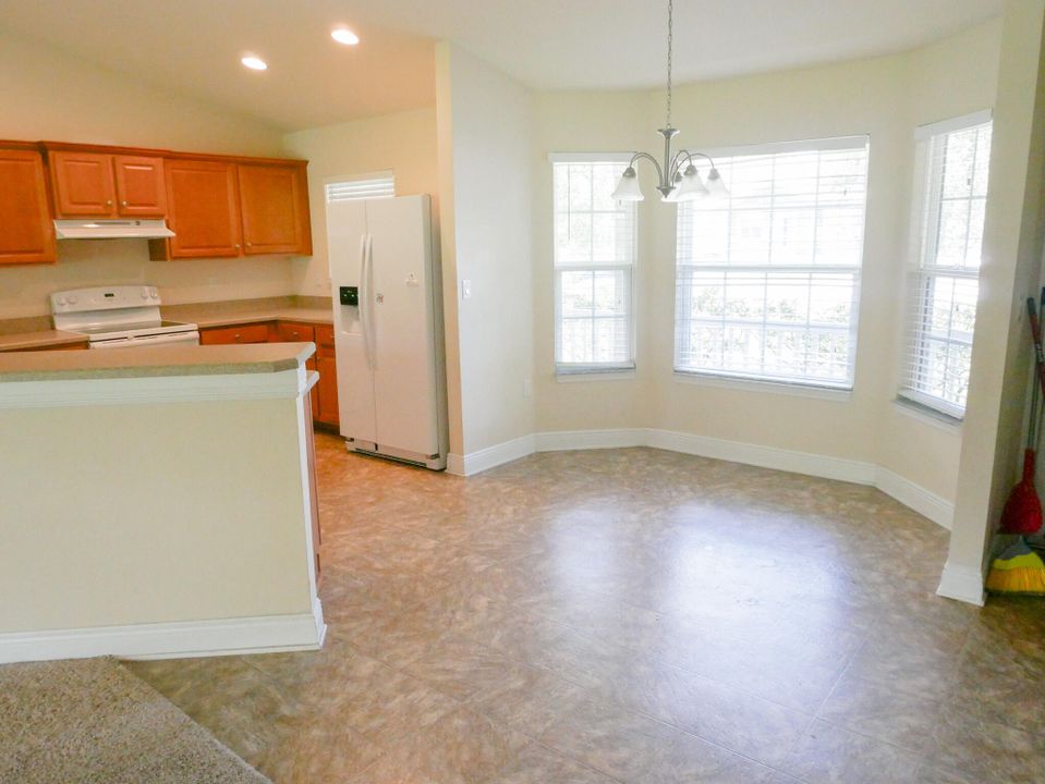 Active With Contract: $299,000 (3 beds, 2 baths, 1584 Square Feet)