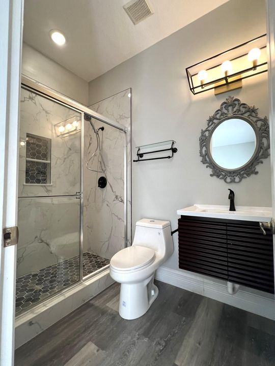 For Rent: $4,500 (3 beds, 3 baths, 2201 Square Feet)