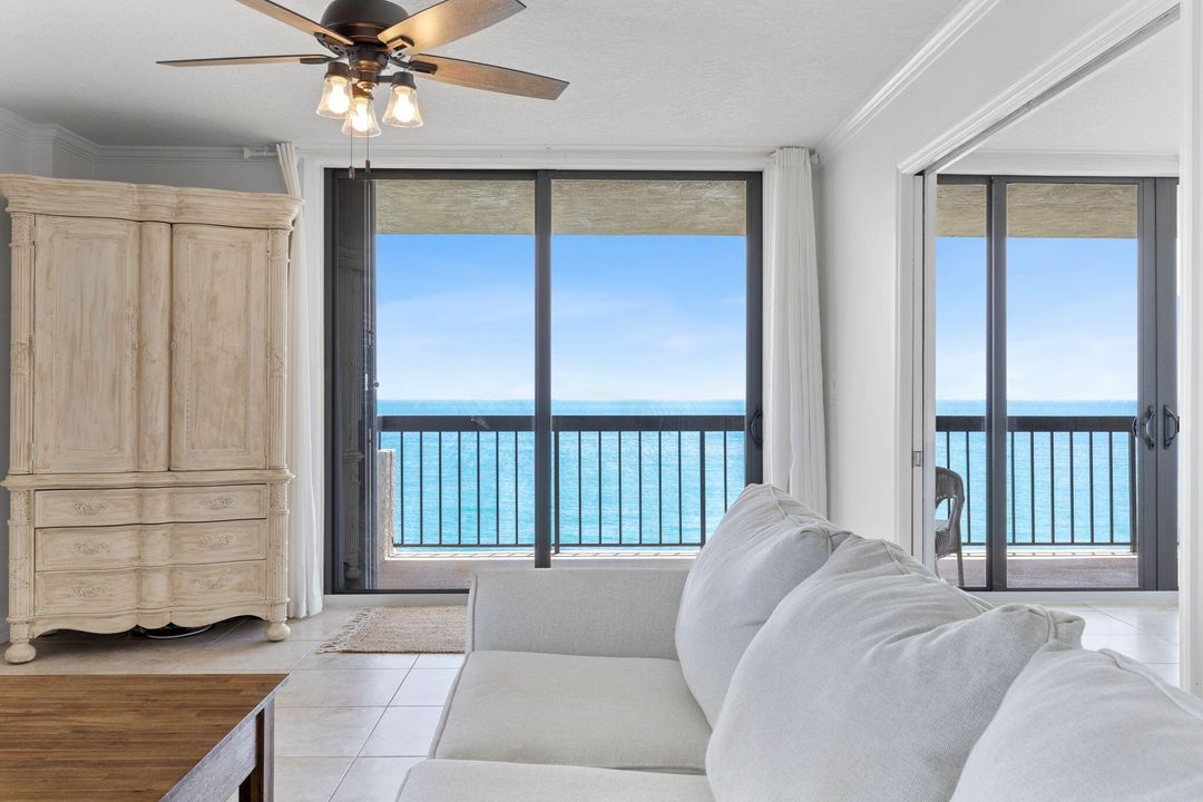 Active With Contract: $495,000 (2 beds, 2 baths, 1207 Square Feet)