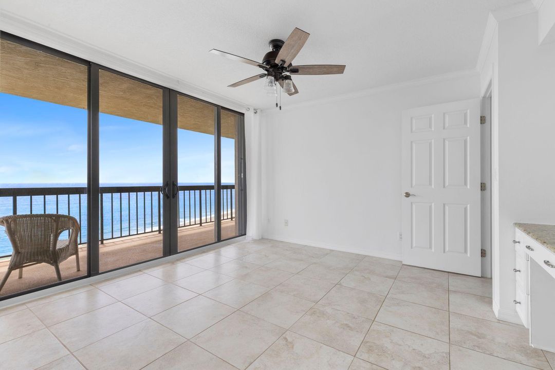 Active With Contract: $495,000 (2 beds, 2 baths, 1207 Square Feet)