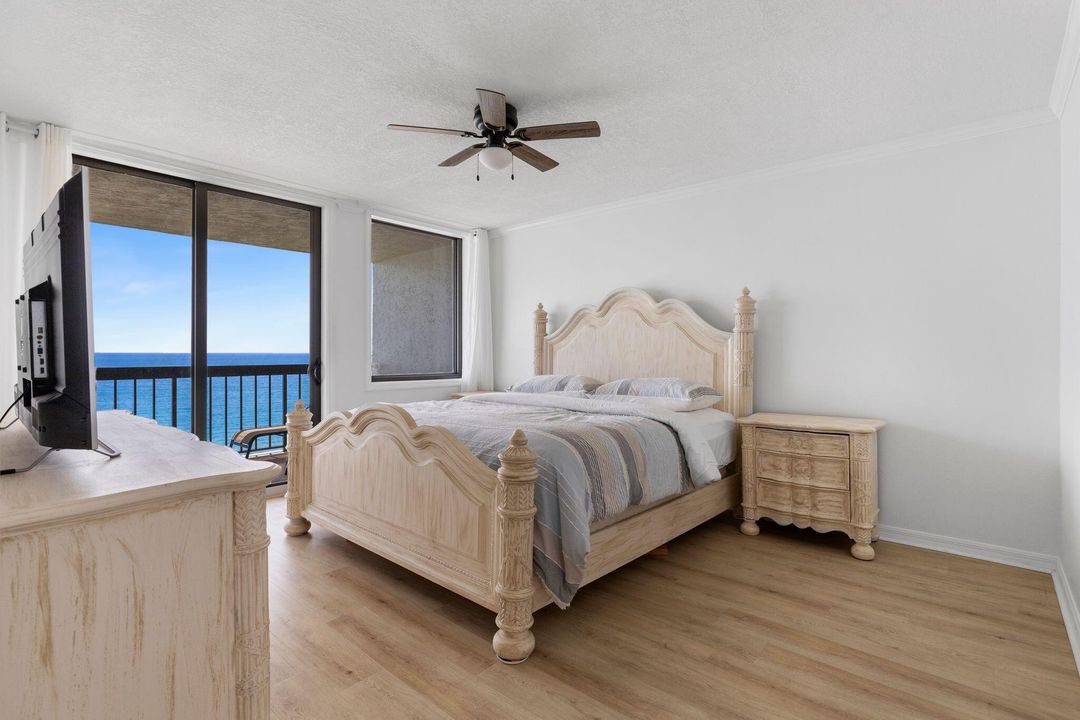 Active With Contract: $495,000 (2 beds, 2 baths, 1207 Square Feet)