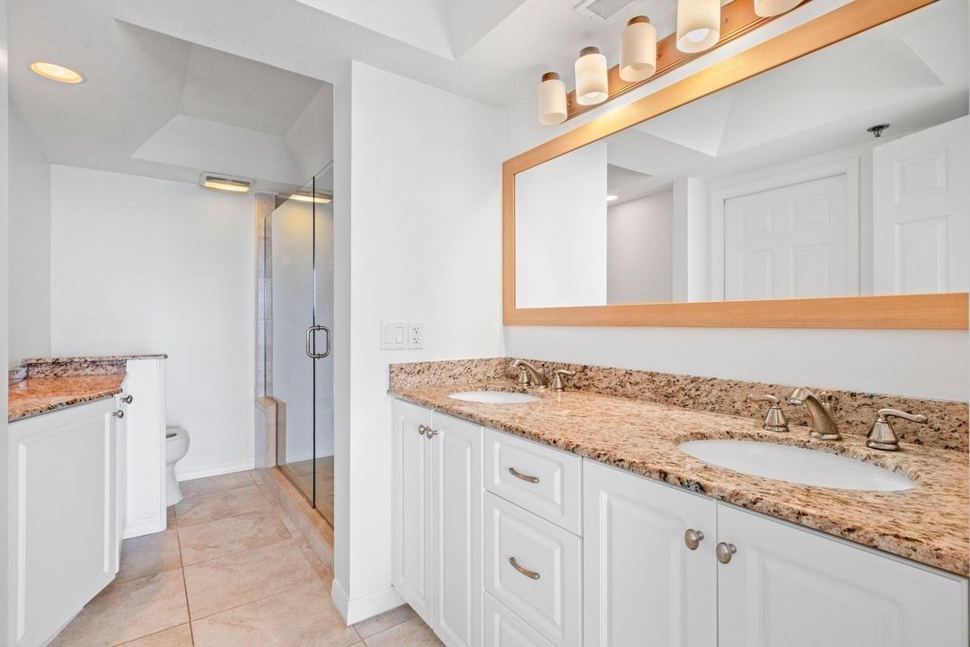 Active With Contract: $495,000 (2 beds, 2 baths, 1207 Square Feet)