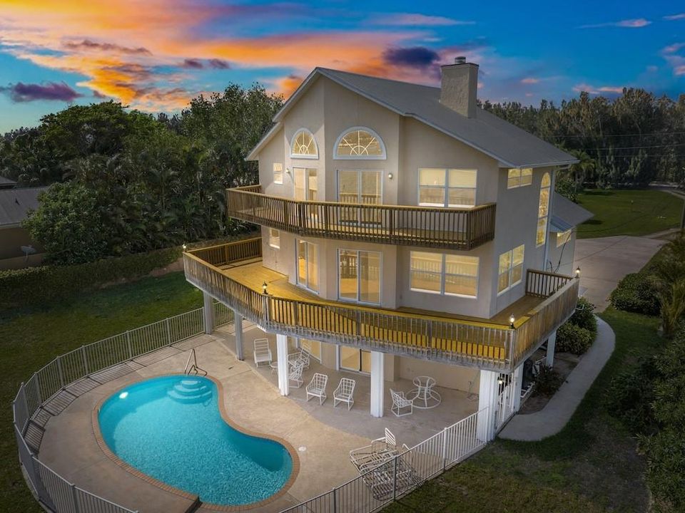 待售: $1,789,000 (4 贝兹, 2 浴室, 3714 平方英尺)