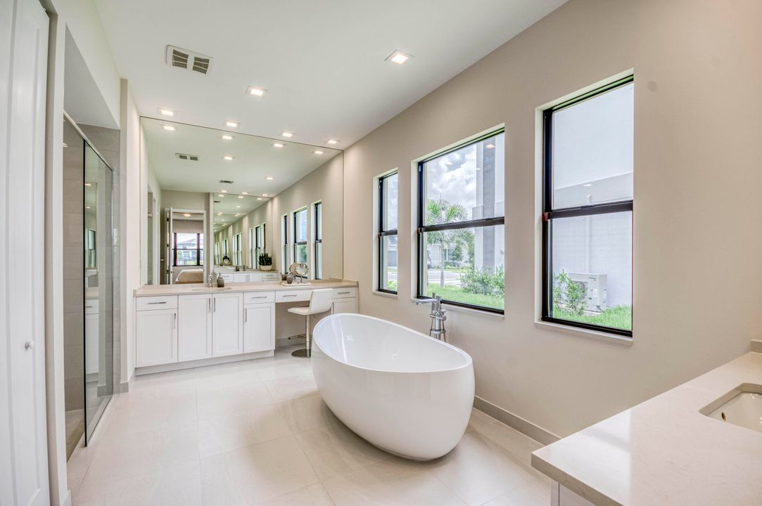 Active With Contract: $1,247,900 (4 beds, 4 baths, 3000 Square Feet)