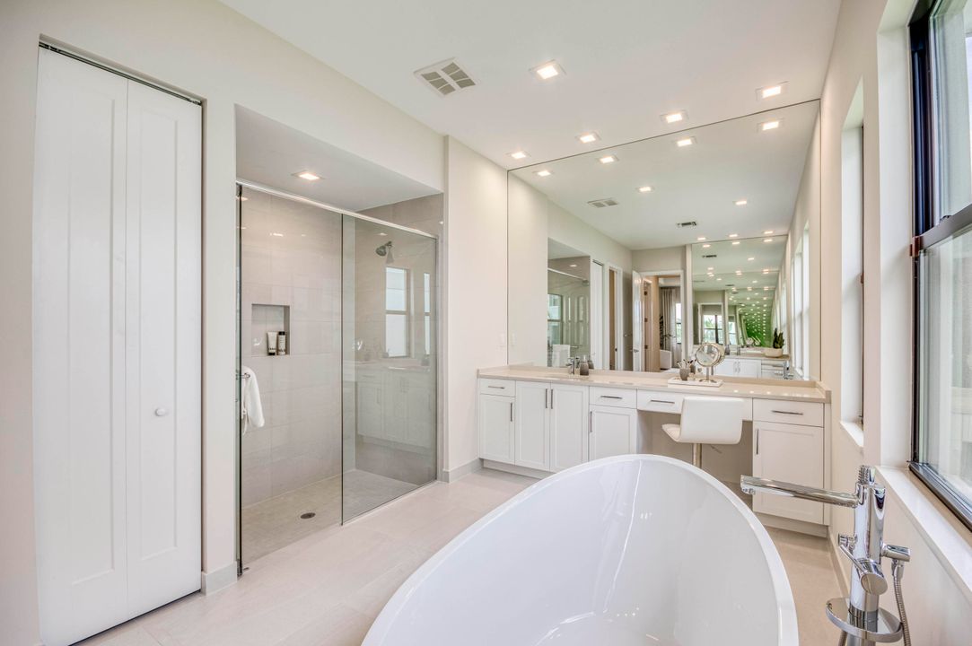 Active With Contract: $1,247,900 (4 beds, 4 baths, 3000 Square Feet)