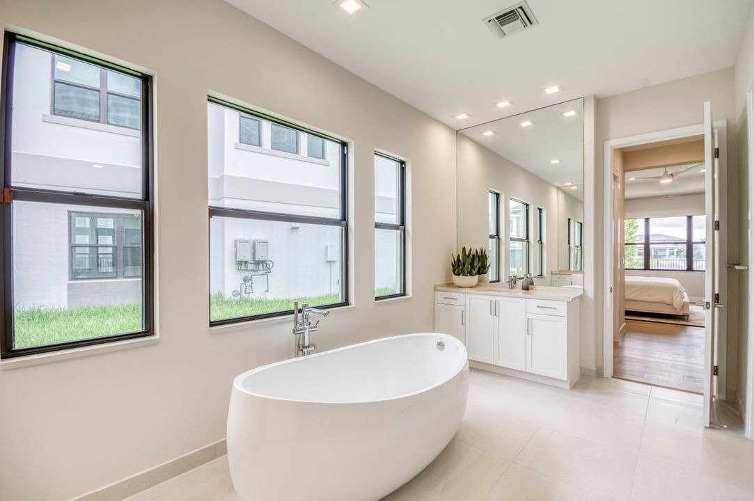 Active With Contract: $1,247,900 (4 beds, 4 baths, 3000 Square Feet)