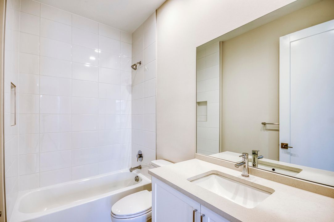 Active With Contract: $1,247,900 (4 beds, 4 baths, 3000 Square Feet)