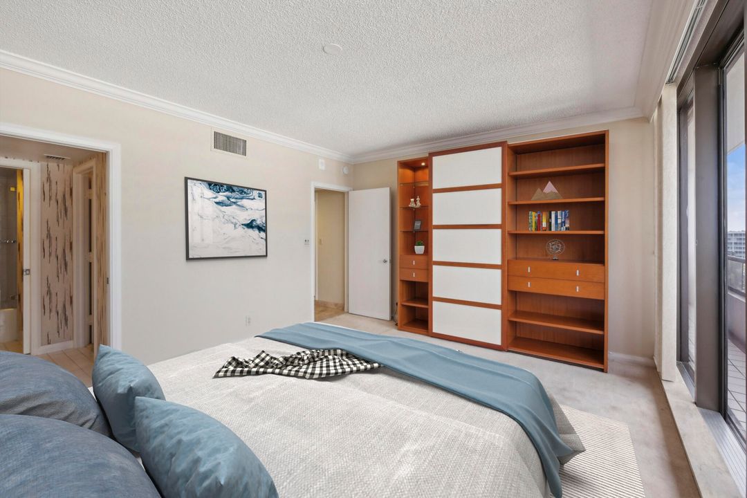 En Venta: $699,000 (2 camas, 2 baños, 2069 Pies cuadrados)