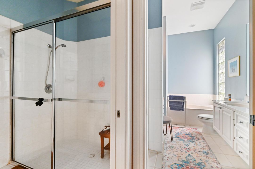 Под контрактом: $4,250 (3 спален, 2 ванн, 2084 Квадратных фут)