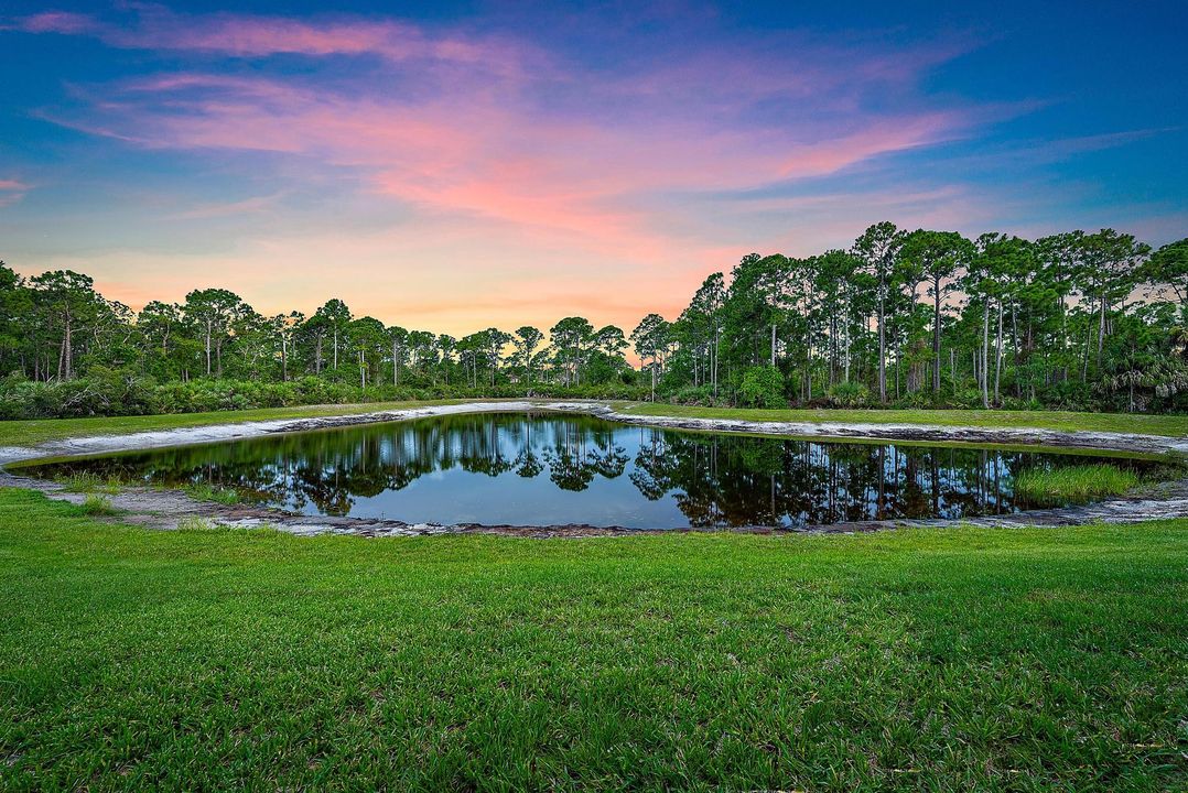 待售: $799,000 (4 贝兹, 3 浴室, 2697 平方英尺)